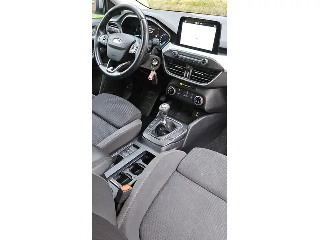 Ford Focus Wagon 1.5 EcoBlue Trend Edition 2019 Benzine 16