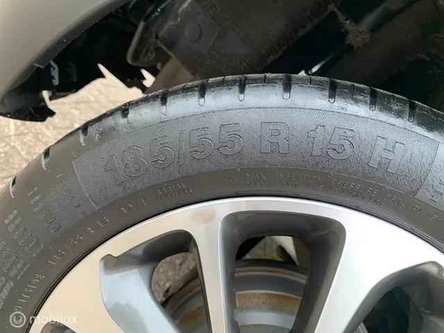 Opel KARL 1.0 Rocks Online Edition 2018 Benzine 27