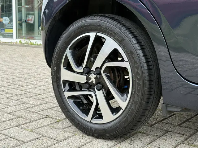 Peugeot 108 1.0 VTi Allure 2016 Benzine