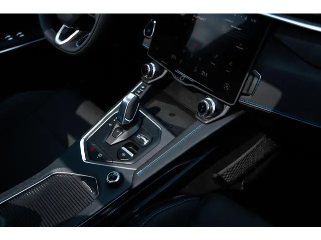 Lynk & Co 01 1.5 2023 Hybride Benzine 26