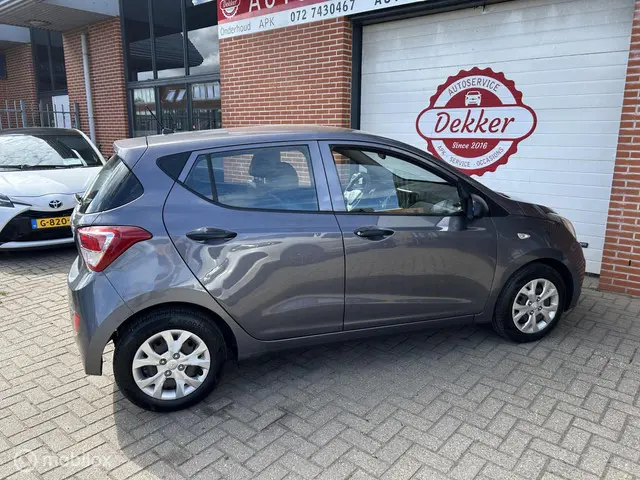 Hyundai i10 1.0i i-Motion Comfort 2014 Benzine 17