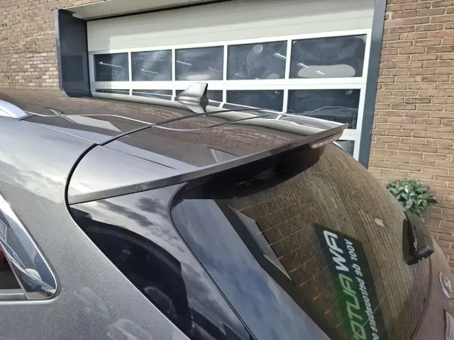 Ford Kuga 2.5 PHEV Titanium 2022 Hybride Benzine 33