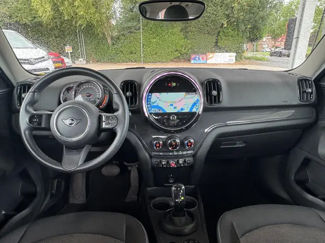 MINI Countryman Mini 1.5 One Pepper 2021 Benzine 13