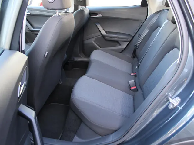 SEAT Arona 1.0 TSI 95PK Style 2023 Benzine 14