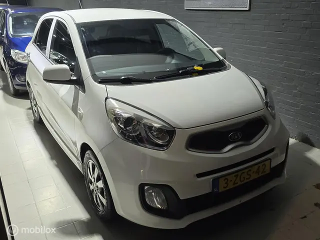 Kia Picanto 1.0 CVVT X-treme✅️Led✅️Airco✅️Apk✅️ 2015 Benzine 2