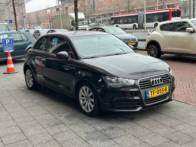Audi A1 1.2 TFSI Pro Line S Clima 2013 Benzine 4