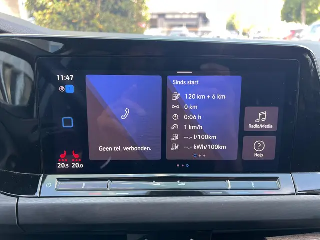 Volkswagen Golf 1.4 eHybrid Style 2021 Hybride Benzine 39