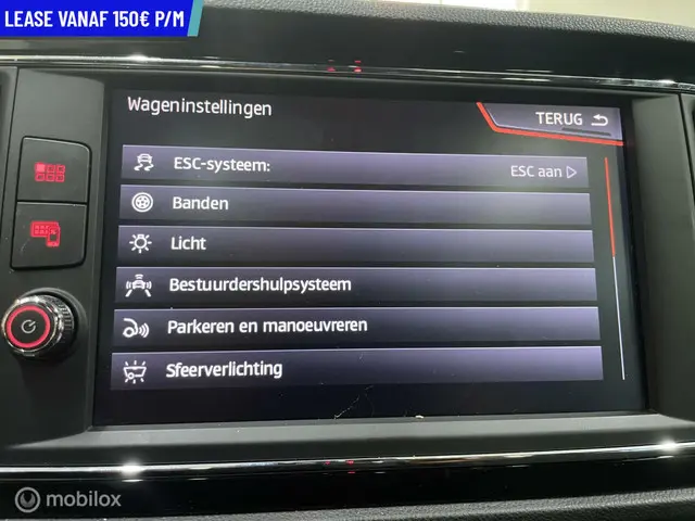 SEAT Leon Sportstourer 1.5 eTSI FR 2020 Benzine 24
