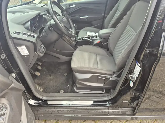 Ford C-MAX 1.0 Titanium 2016 Benzine 9