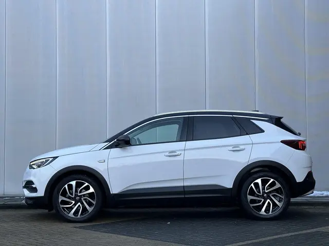 Opel Grandland X 3