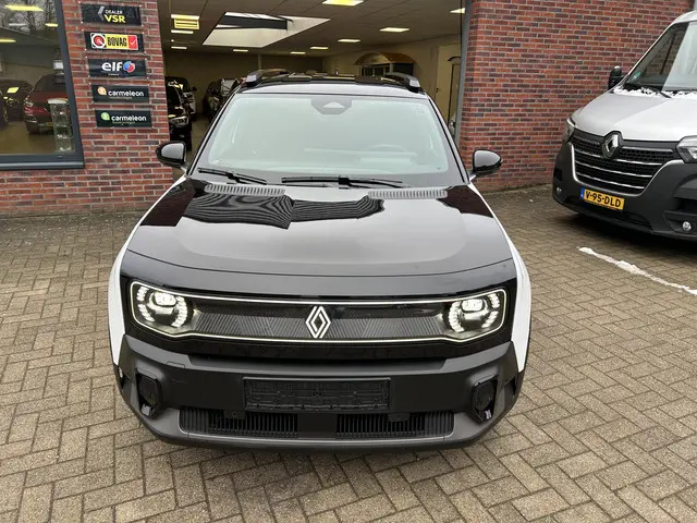 Renault 4 comfort range iconic 52 kWh 2025 Elektrisch 2