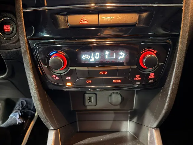 Suzuki Vitara 1.4 Boosterjet Stijl 2018 Benzine 21