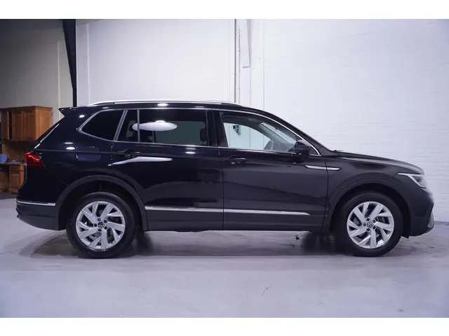 Volkswagen Tiguan Allspace 1.5 TSI Life 7p. 2023 Benzine 6