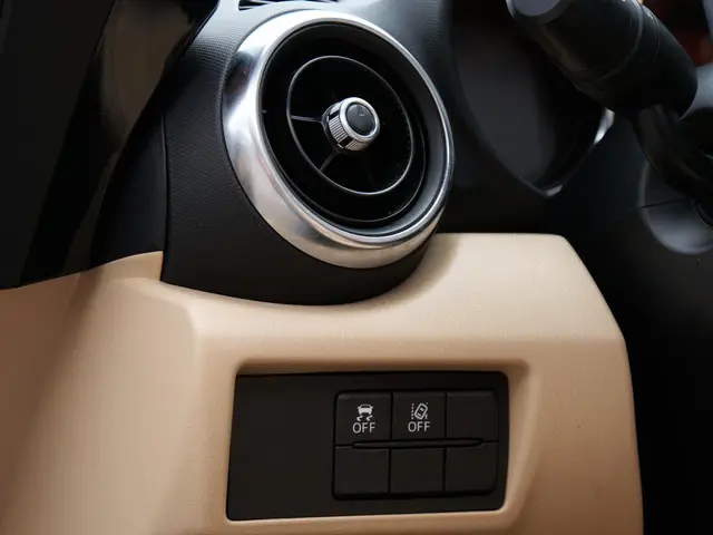 Mazda MX-5 1.5 CHAIRO/ LEER/ BOSE/ 18INCH/ DAB/ 2018 Benzine 13