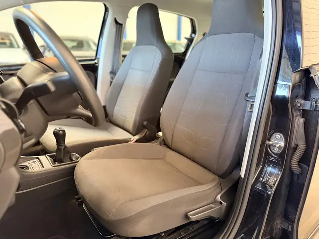 Volkswagen up! 1.0 move up! BlueMotion 2014 Benzine 7