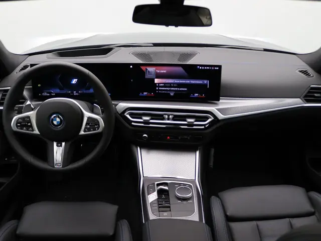 BMW 3 Serie Touring 320e 2025 Hybride Benzine 29