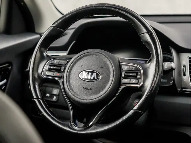 Kia Niro 1.6 GDi Hybrid Sport 2018 Hybride Benzine 21