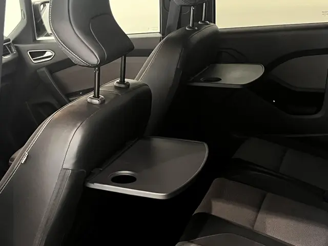 Renault Kangoo 1.3 TCe 130 EDC Techno 2024 Benzine 24