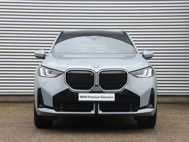 BMW X3 20 xDrive 2025 Benzine 3