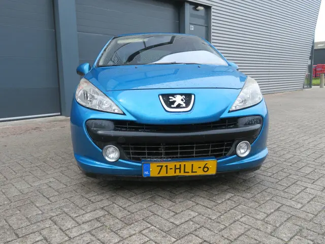 Peugeot 207 1.4 VTi Look 174167 km nap 2009 Benzine 7
