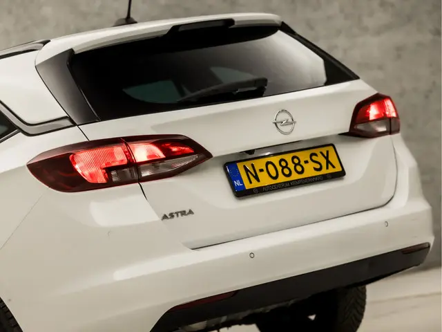 Opel Astra Sports Tourer 1.2 Design & Tech 2021 Benzine 11