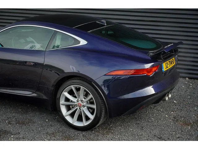 Jaguar F-Type 3.0 V6 Coupé 2016 Benzine 58