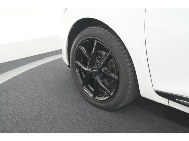 Renault Clio Estate TCe 90 Limited 2019 Benzine 15