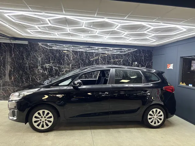 Kia Carens 3