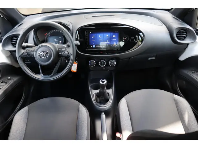 Toyota Aygo X 1.0 VVT-i MT Play 2024 Benzine 4