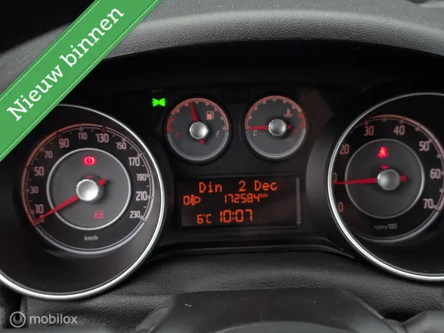 Fiat Punto 1.3 JTD Dynamic 2015 Diesel 25