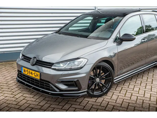 Volkswagen Golf 2.0 TSI 4Motion R 2017 Benzine 28