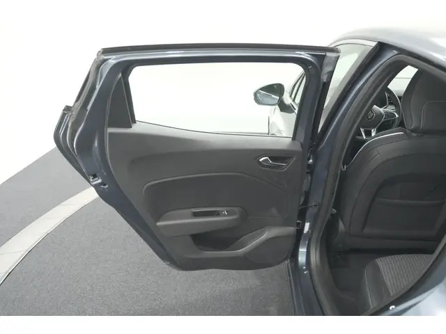 Renault Clio TCe 100 Intens 2020 Benzine 66