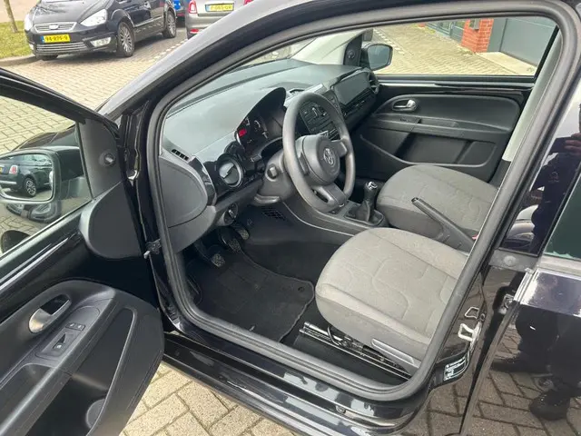 Volkswagen up! 1.0 move up! BlueMotion 2014 Benzine 5