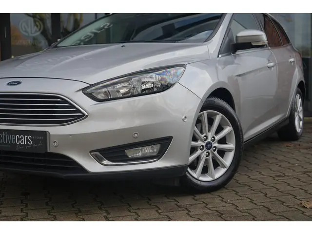 Ford Focus Wagon 1.0 EcoBoost Titanium 2016 Benzine 8