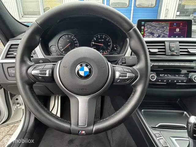 BMW 3 Serie 318i M Sport Edition 2018 Benzine 18