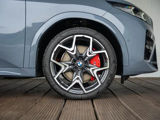 BMW iX2 eDrive20 2025 Elektrisch 6