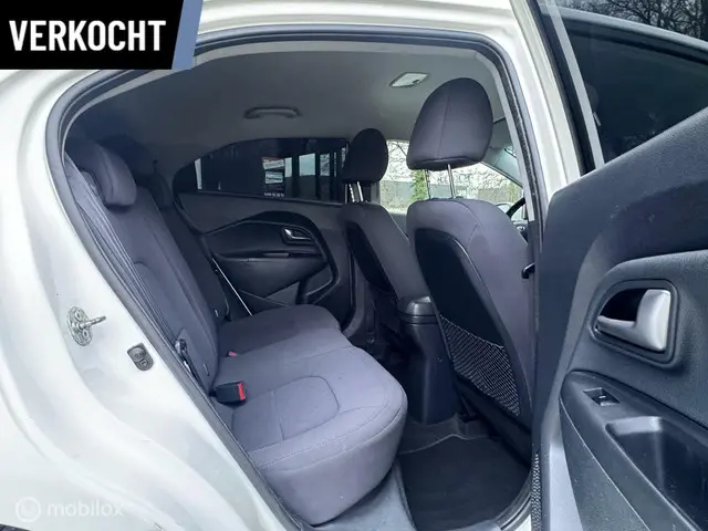 Kia Rio 1.2 CVVT Design Edition 2013 Benzine 17