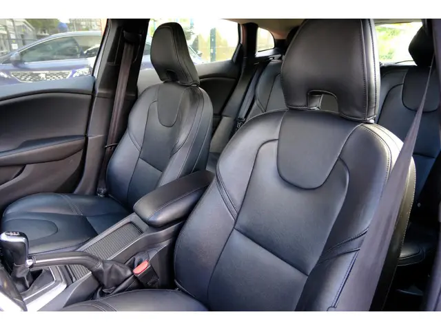 Volvo V40 1.6 T2 Summum Navi|Leder|Clima|LMV 2015 Benzine 26
