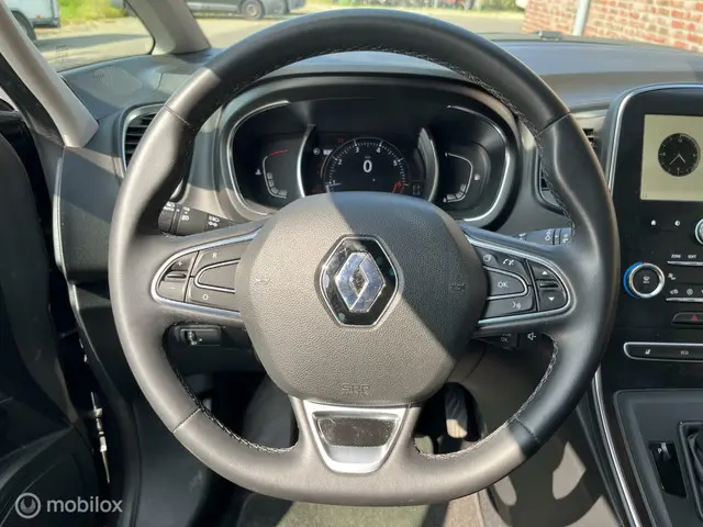 Renault Scénic 1.3 TCe Initiale Paris 2020 Benzine 11