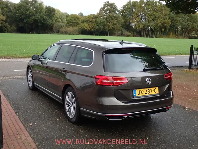 Volkswagen Passat Variant 1.6TDI DSG7 2016 Diesel 5