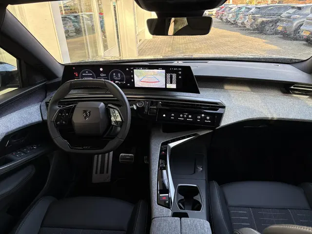 Peugeot 5008 1.2 Hybrid 145 GT 2025 Hybride Benzine 10