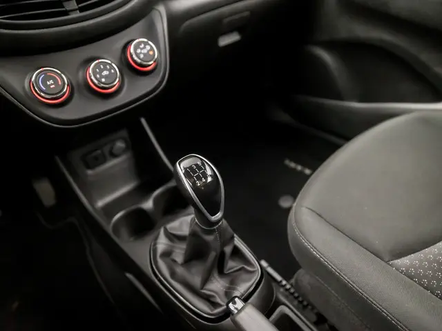 Opel KARL 1.0 ecoFLEX Sport 2018 Benzine 10