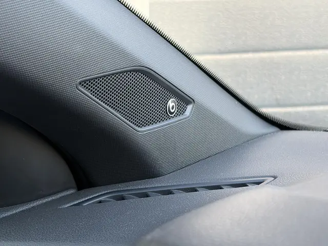 Volkswagen Polo 1.0 TSI R-Line 2021 Benzine 23