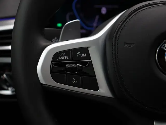 BMW 5 Serie Sedan 530e 2019 Hybride Benzine 25