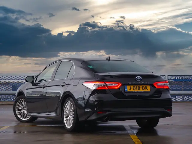 Toyota Camry 2.5 Hybrid Premium 2020 Hybride Benzine 2