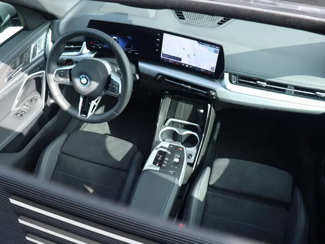 BMW iX1 eDrive20 2025 Elektrisch 18