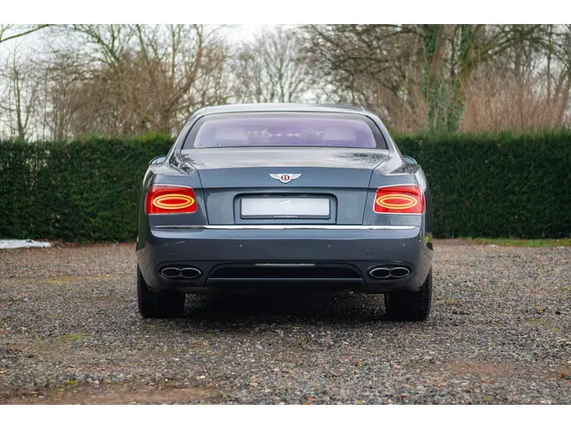 Bentley Flying Spur 4.0 V8 2016 Benzine 34