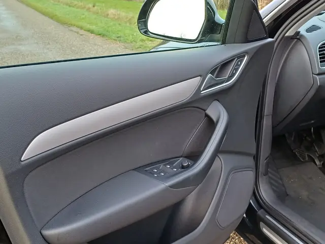 Audi Q3 2.0 TFSI quattro Pro Line 2014 Benzine 26