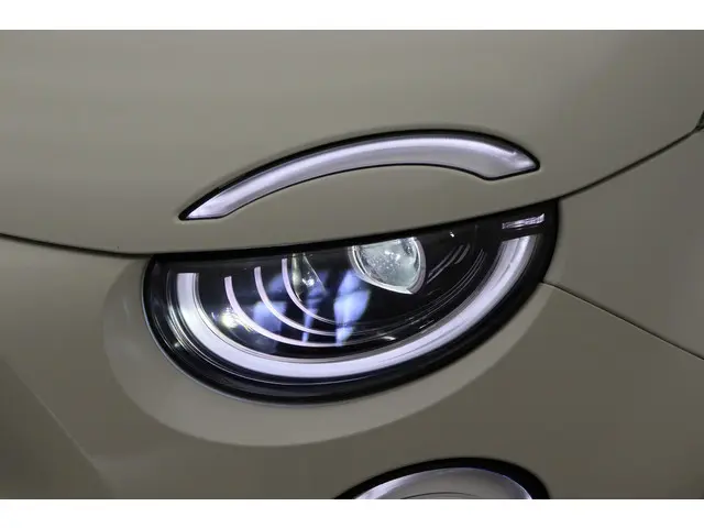 Fiat 500e Icon 42 kWh 2022 Elektrisch 24