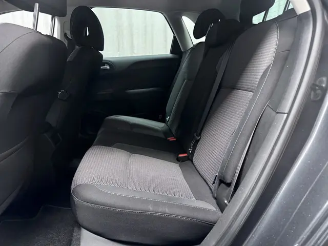 Citroën C4 1.2 PureTech Exclusive 2014 Benzine 13